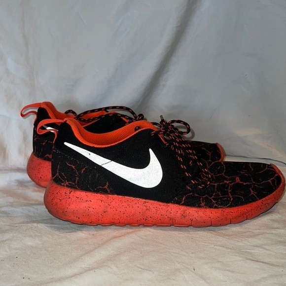Nike Other - Nike Youth Black and Orange Roshe One 'Lava' Tennis Shoes Size 4